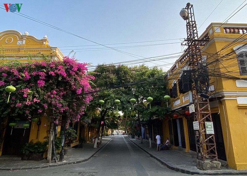 pho co hoi an van dep nao long trong nhung ngay cung ca nuoc chong dich hinh 9
