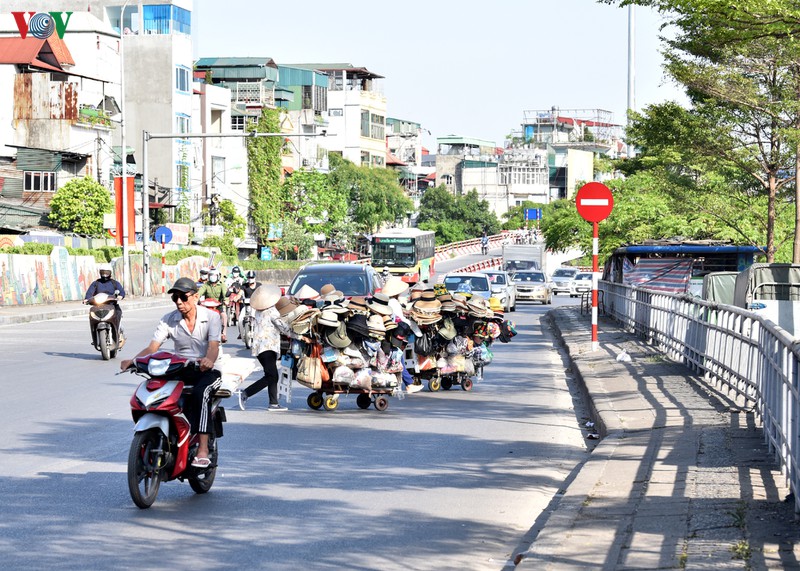 nhoc nhan muu sinh duoi cai nang "nhu do lua" o thu do ha noi hinh 2