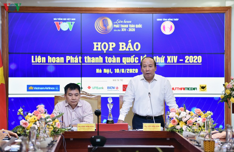 lhpt toan quoc lan thu xiv-2020 mang dam hoi tho cua cuoc song hien dai hinh 2