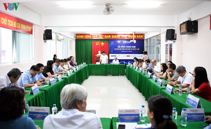 hoi dong chung khao se chon duoc nhung tac pham xung dang nhat hinh 1