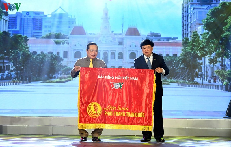 be mac lhpt toan quoc lan thu xiv - ky lien hoan thuc su doi moi va da dang hinh 6