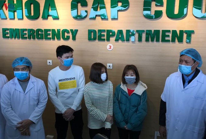 truc tiep:3 benh nhan nhiem virus corona dieu tri tai ha noi duoc xuat vien hinh 1