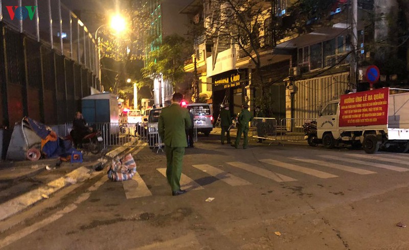 ha noi cong bo co nguoi dau tien duong tinh voi virus hinh 2