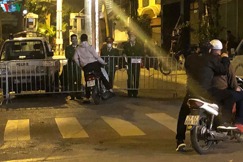 ha noi cong bo co nguoi dau tien duong tinh voi virus hinh 3