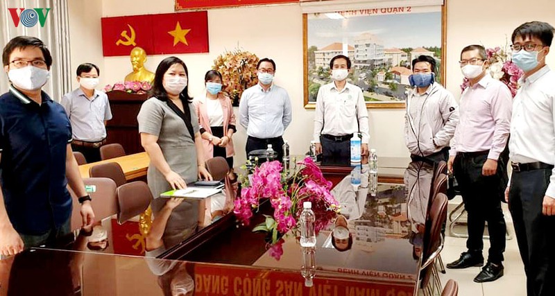 doanh nhan, tri thuc viet tai han tang hang "cuc hiem" ma ba con ai cung can hinh 2
