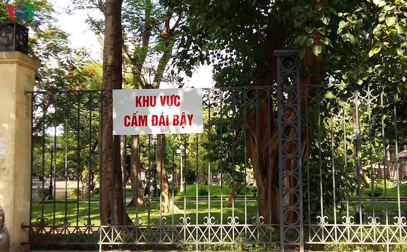 te bay noi cong cong: danh manh vao "noi com" cua nguoi vi pham! hinh 1