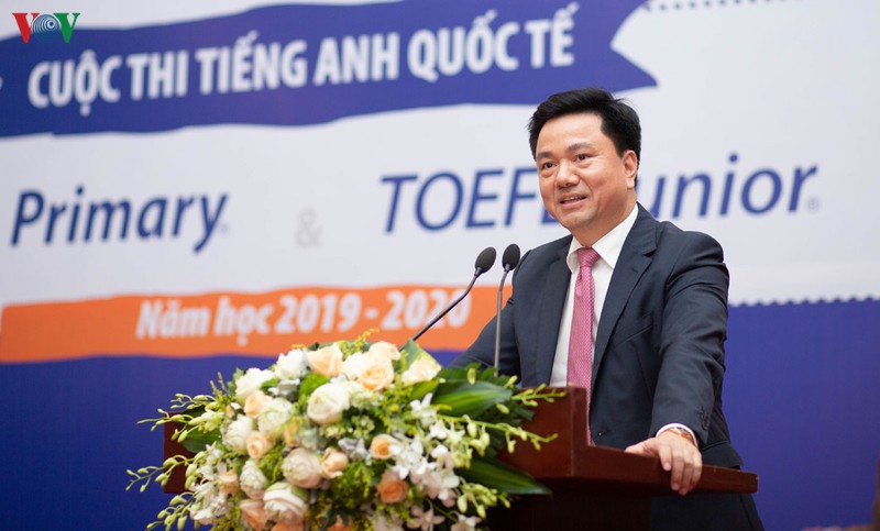3 thi sinh gianh ngoi vi quan quan quoc gia cuoc thi tieng anh toefl hinh 2