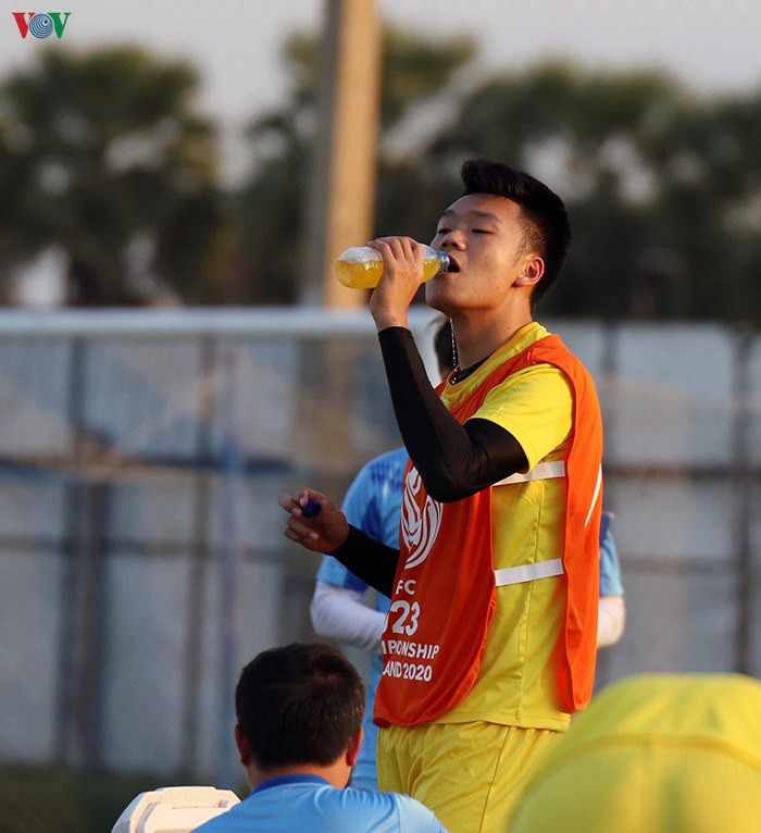u23 viet nam tap gi trong buoi cam cua truyen thong? hinh 11