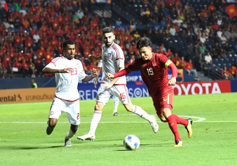 quang hai: "u23 viet nam da co tran dau kho khan truoc u23 uae" hinh 1