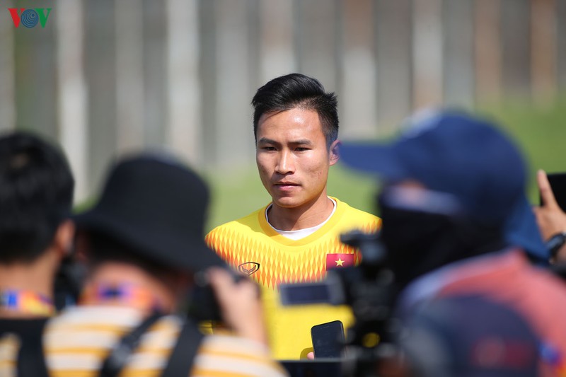 trieu viet hung: "toan doi deu tiec nuoi vi khong the thang u23 uae" hinh 1