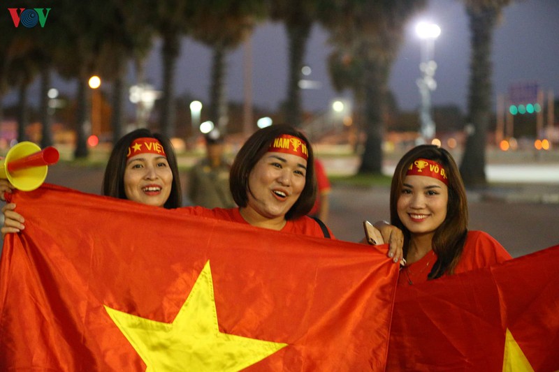 anh: nhung bong hong tiep lua cho u23 viet nam o buriram hinh 6
