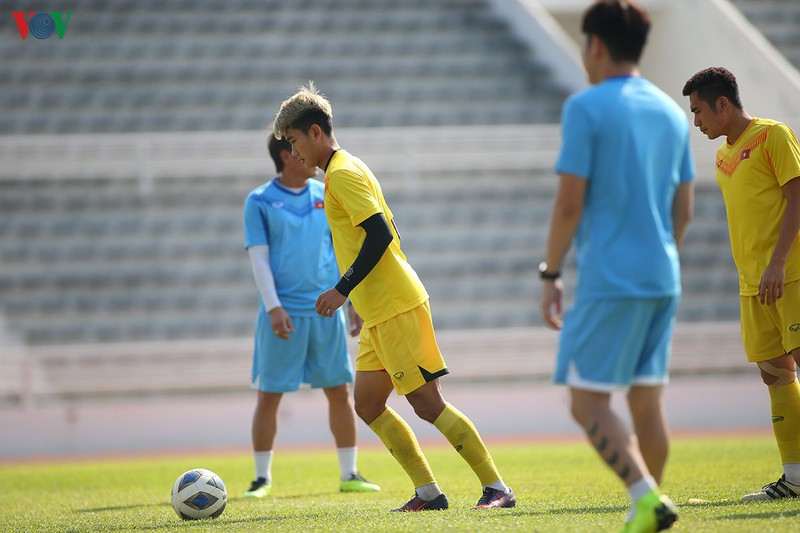 can canh: buoi tap cua u23 viet nam sau tran hoa u23 jordan hinh 3