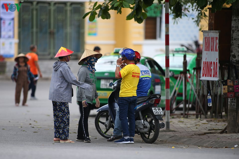 anh: phe ve hoanh hanh truoc san thien truong cho tran cau lich su nam dinh-hagl hinh 12