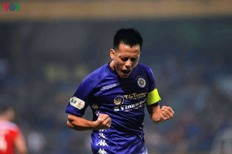 ha noi fc "de bep" hagl, thay park lai hay lo khi vi hanh o hang day? hinh 4