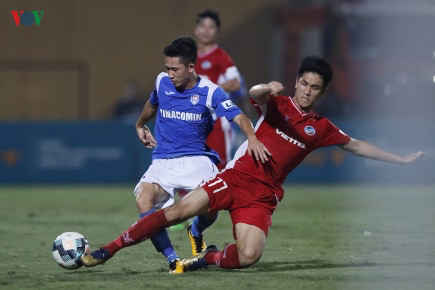 truc tiep vong 4 v-league 2020: viettel vs than quang ninh hinh 2