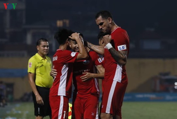 truc tiep vong 4 v-league 2020: viettel vs than quang ninh hinh 1