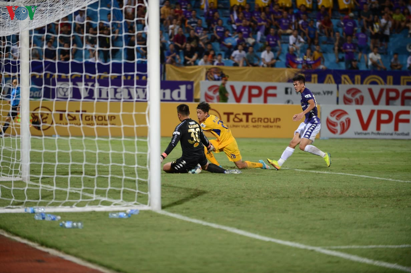 tuong thuat hagl - sai gon fc, ha noi fc - slna vong 5 v-league 2020  hinh 28