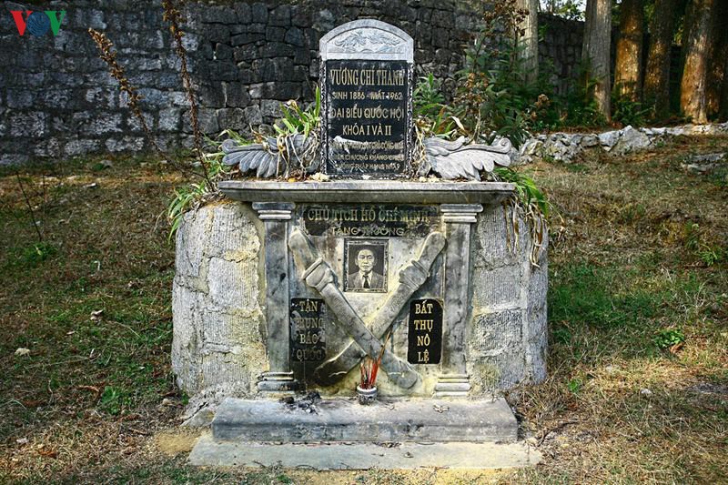 dinh thu ho vuong - huyen thoai vung cao nguyen da dong van hinh 24