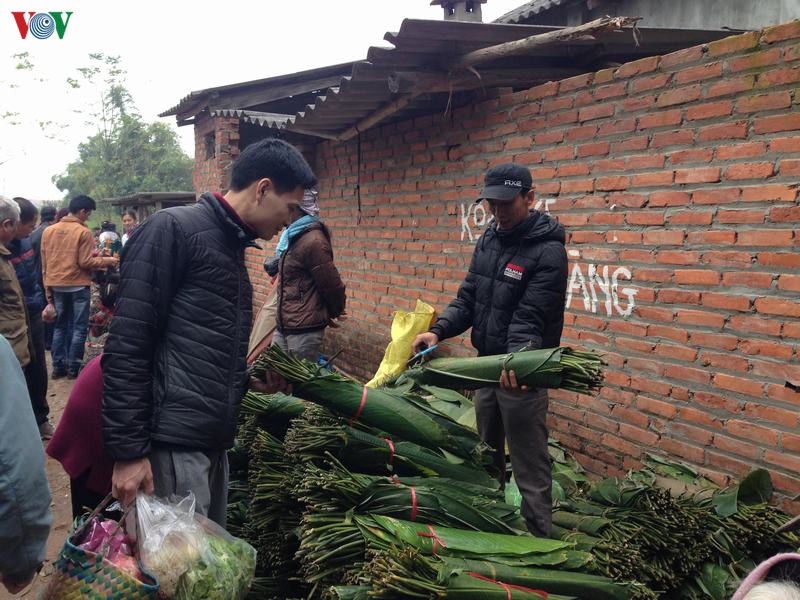 phien cho que tap nap ngay giap tet hinh 13