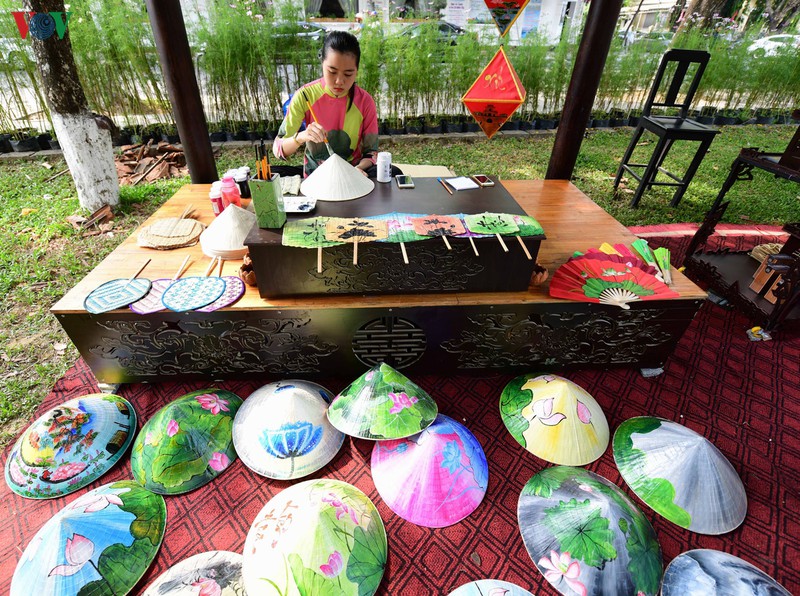 dao bo song huong, ngam san vat ca nuoc hinh 9