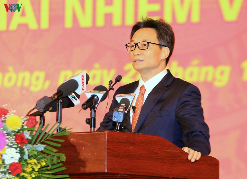 tinh tao truoc viec loi dung bao chi de canh tranh phe nhom hinh 3