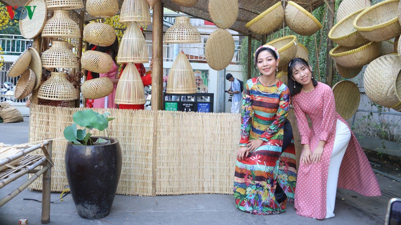 nhieu nguoi thich thu voi duong mai vang o tphcm hinh 5
