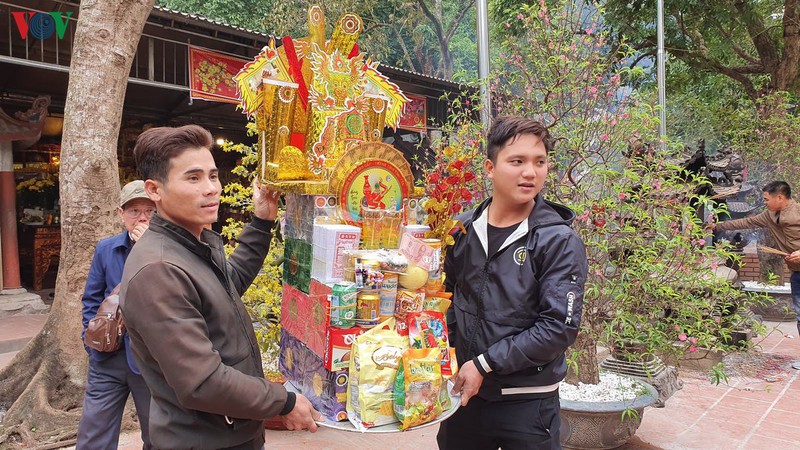 bo tien trieu mua ngua giay dot cau an giua "bao" dich virus corona hinh 4