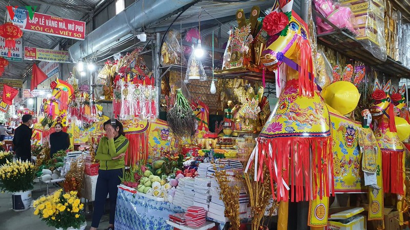 bo tien trieu mua ngua giay dot cau an giua "bao" dich virus corona hinh 5