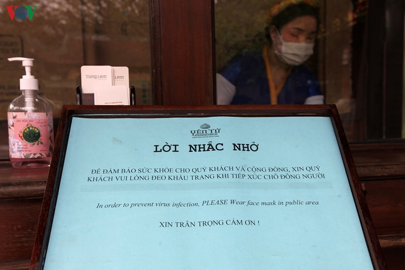 yen tu giam gia ve cap treo: nhon nhip khach noi, diu hiu khach ngoai hinh 14