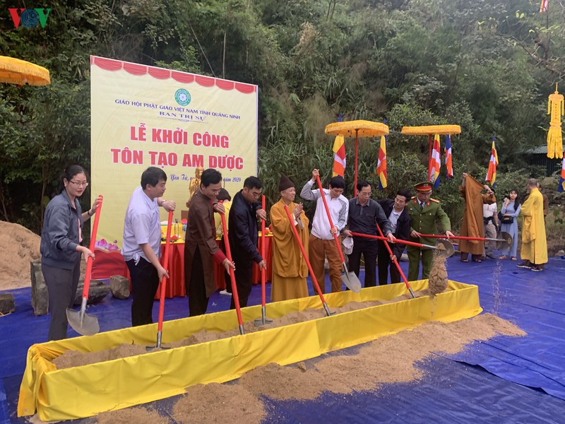 kham pha am duoc - tuyen hanh huong it nguoi biet o non thieng yen tu hinh 9