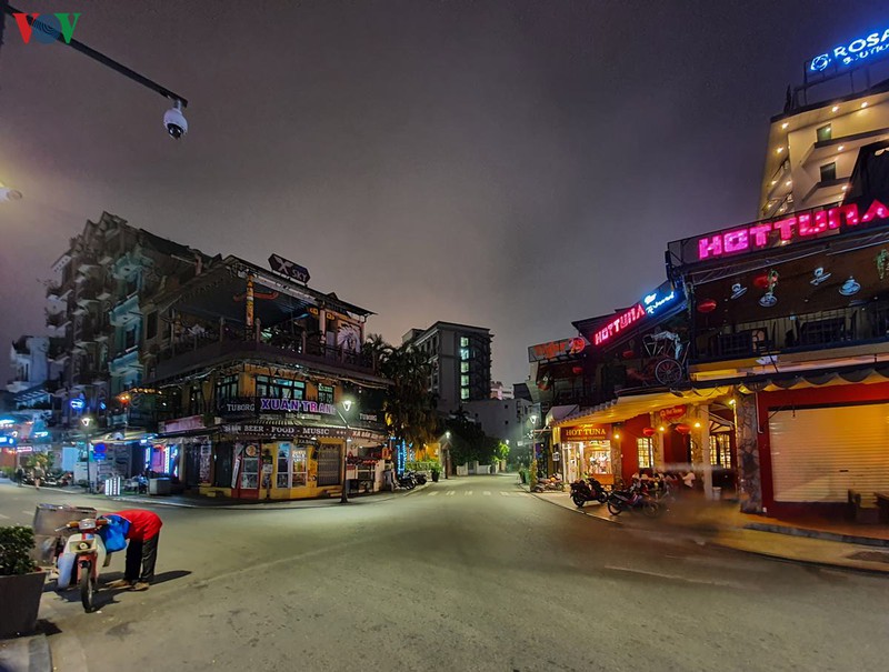 anh: hue tinh lang trong mua dich covid-19 hinh 9