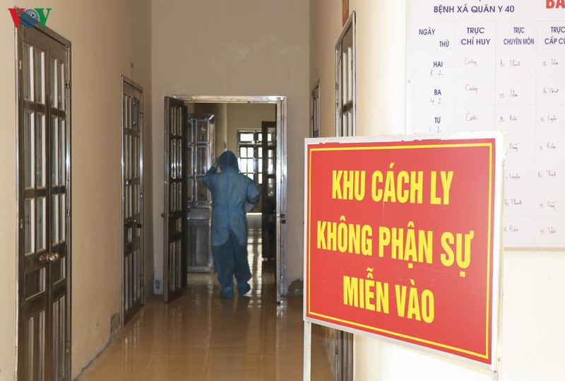 anh: can canh cong tac cham soc 3 truong hop cach ly moi tai dien bien hinh 6