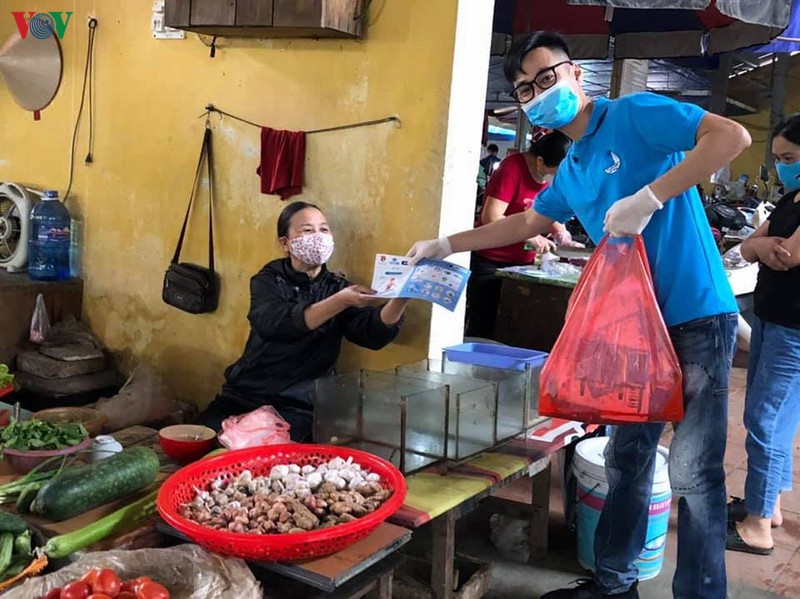 ảnh: tuổi trẻ yên bái chung sức phòng, chống dịch bệnh covid-19 hình 8 anh: tuoi tre yen bai chung suc phong, chong dich benh covid-19 hinh 8