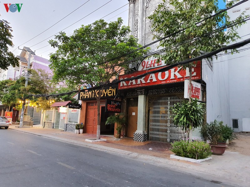 nguoi lao dong co thu nhap thap tim giai phap thich nghi mua dich hinh 2