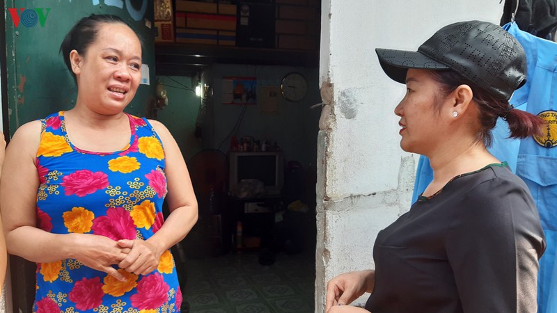 khen thuong chu tro mien, giam tien phong cho cong nhan mua dich hinh 1
