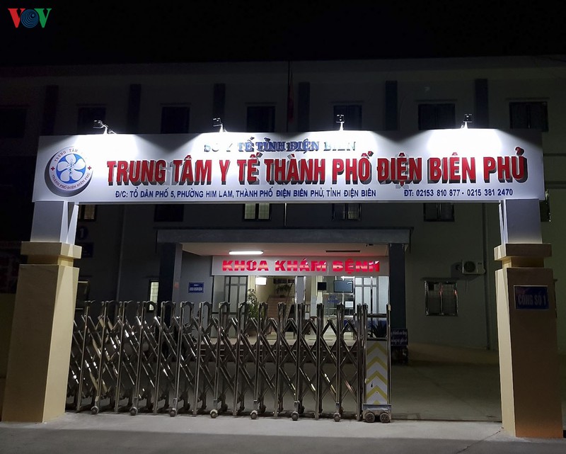 cach ly 6 nguoi co yeu to dich te ve tu benh vien bach mai  hinh 1