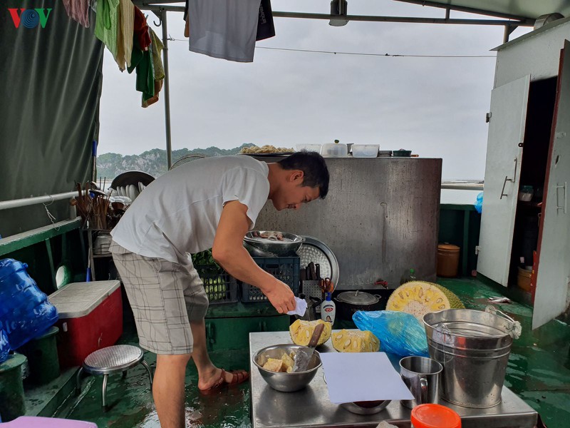 "ngoi nha" tren bien nhung ngay phong chong dich cua canh sat duong thuy hinh 7