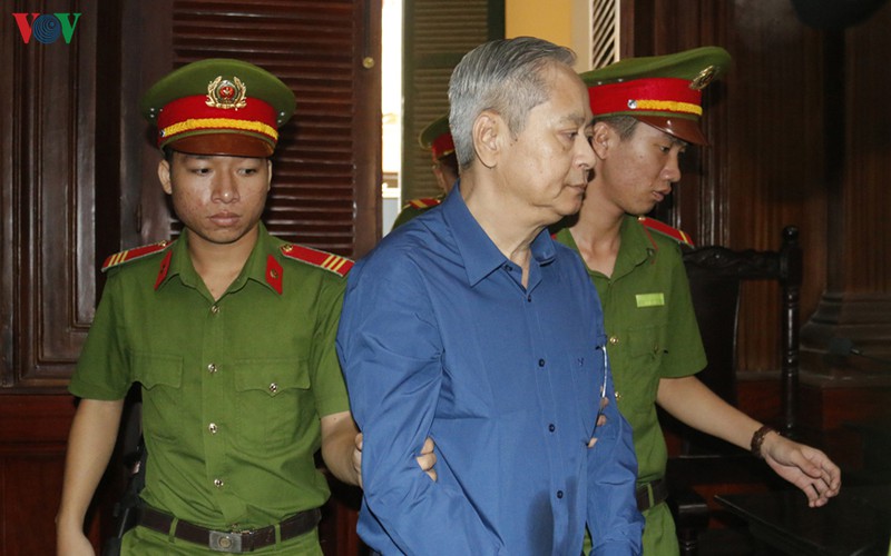 cuu pho chu tich tphcm nguyen huu tin nhan sai hinh 1