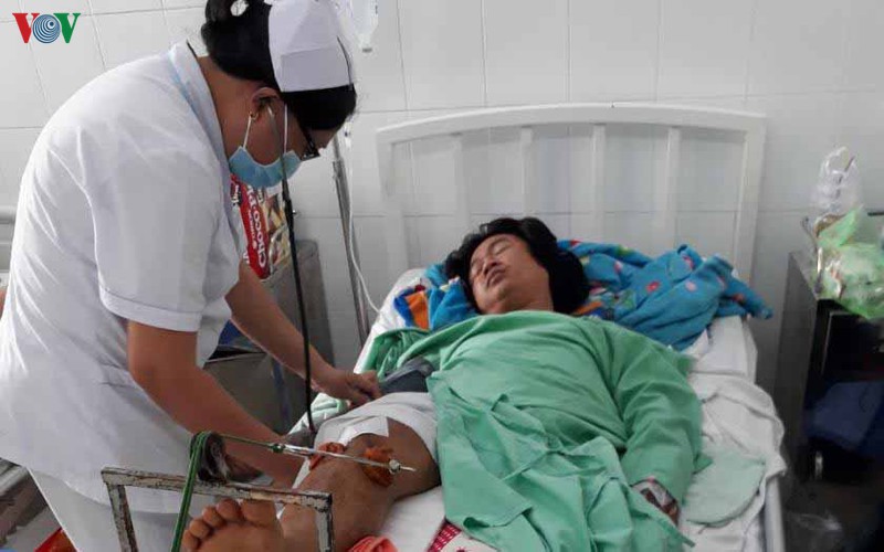 nan nhan vu no sung o cu chi duoc phau thuat lay dau dan ra khoi dui hinh 1