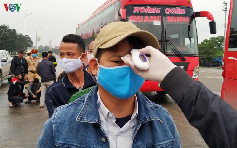 quang ninh yeu cau lai xe khai y te khi vao tinh de tranh covid-19 hinh 1