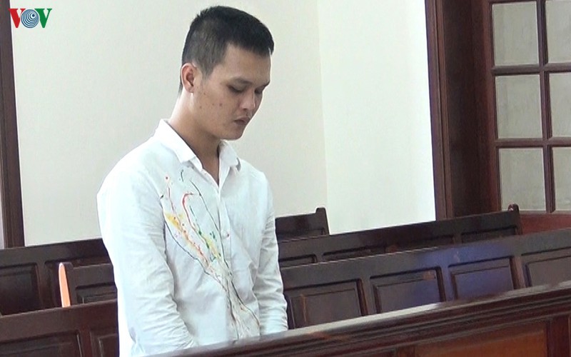 doi tuong hanh hung bac sy tai dong nai linh an 14 thang tu hinh 1