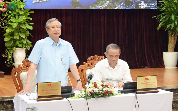 da nang dua ra khoi dang 952 dang vien tinh tu dau nhiem ky hinh 1