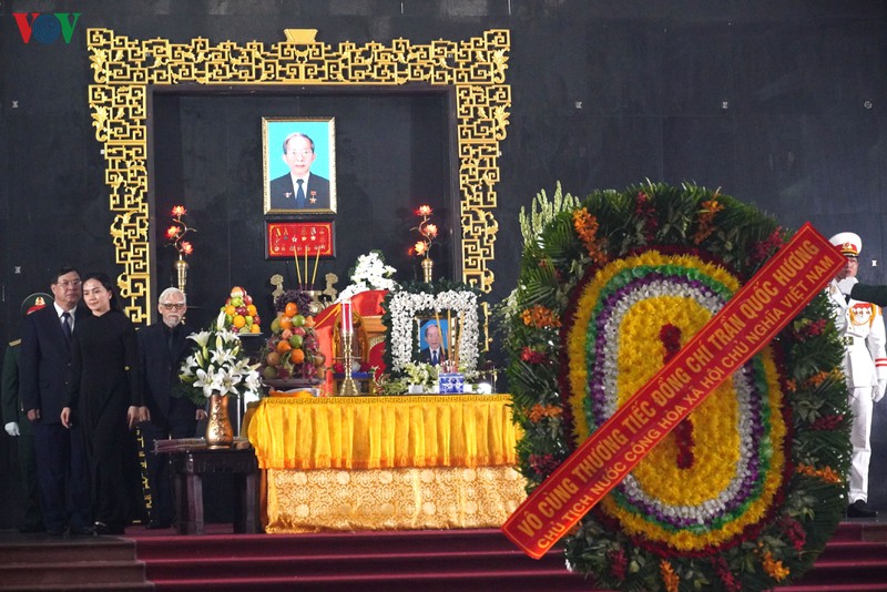 lanh dao dang, nha nuoc vieng nguyen bi thu trung uong dang tran quoc huong hinh 1