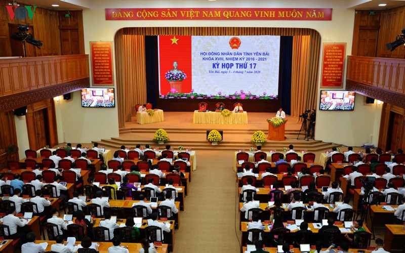 moi dai dien can bo tre, can bo nu, can bo dan toc du ky hop hdnd tinh yen bai hinh 2