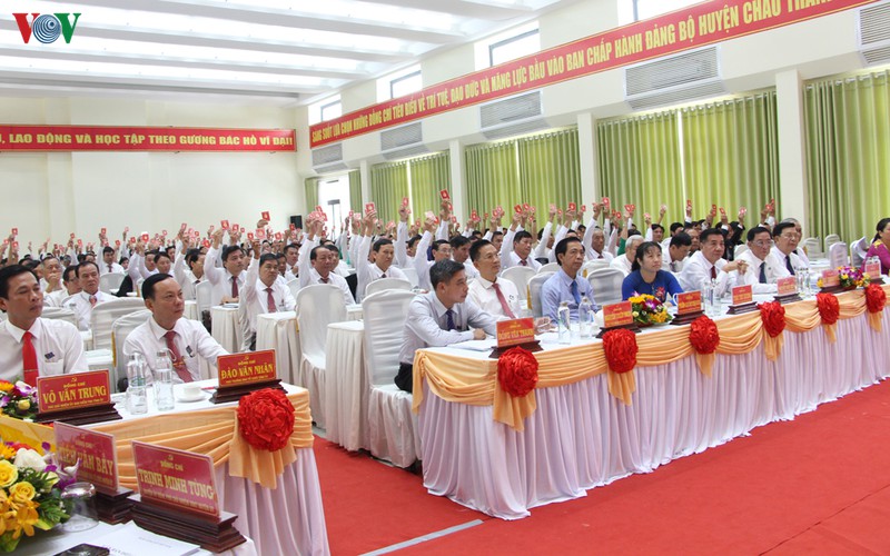 ong le cong ly tai dac cu bi thu huyen uy chau thanh hinh 1