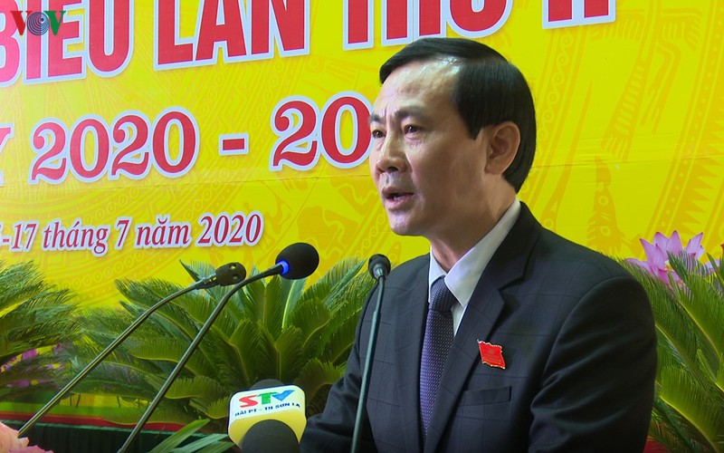 ong nguyen duc toan tai cu chuc vu bi thu huyen uy van ho, tinh son la hinh 2