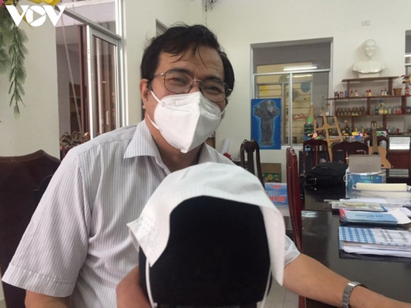 da nang: hon 15.000 lao dong tu do mac ket giua tam dich hinh 3