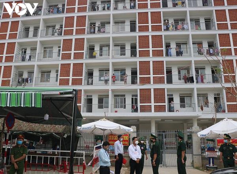 da nang dua cach ly 36 can bo, cong chuc cua mot phuong hinh 1
