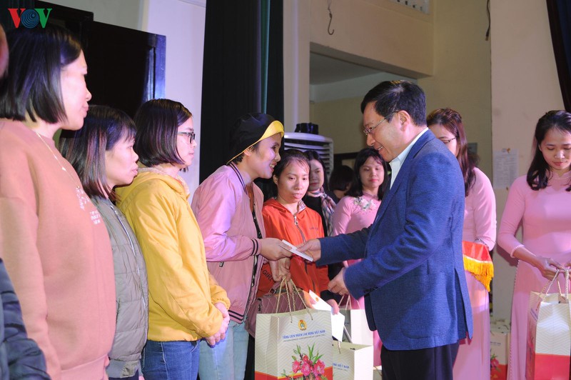 pho thu tuong pham binh minh tang qua gia dinh chinh sach o hai duong hinh 1