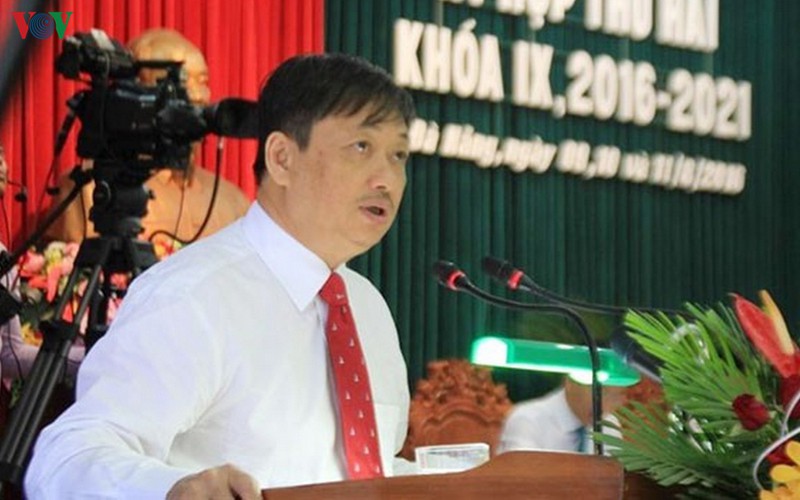 hdnd thanh pho da nang mien chuc vu pct doi voi ong dang viet dung hinh 1